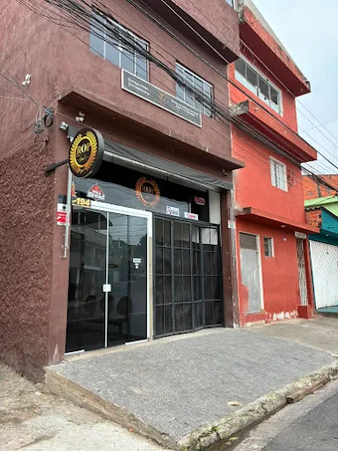 Fachada da loja ROP Foods Distribuidora, com entrada e letreiro